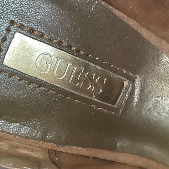 GUESS WOMEN’s BESY PEEP TOE ANKLE BOOTIE - Picture 14 of 14